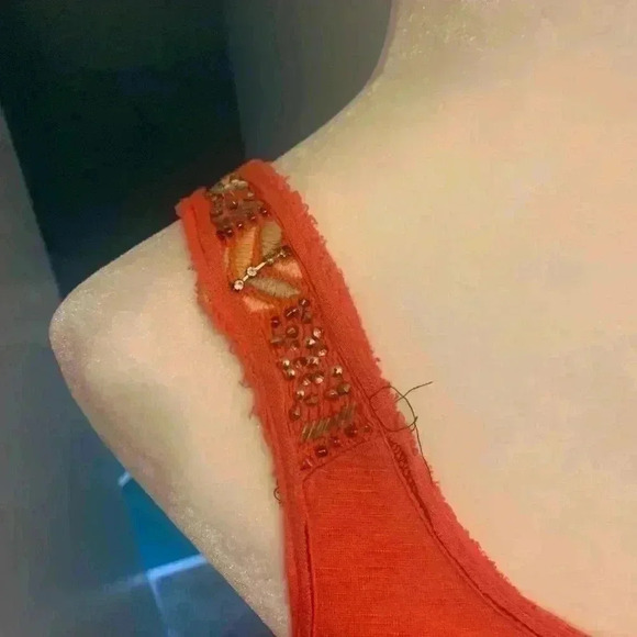 Miss Me tank with embellishments - Picture 2 of 4